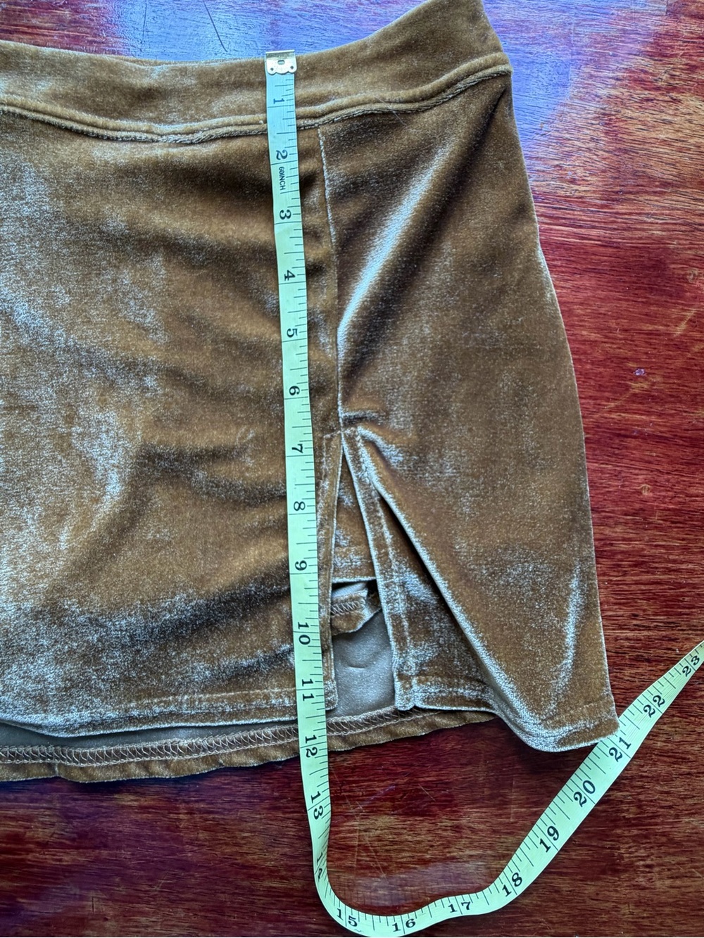 Urban Outfitters Velvet Skort with Side Slit Size M Gold NEW Indie Sleaze Y2K - Picture 9 of 9